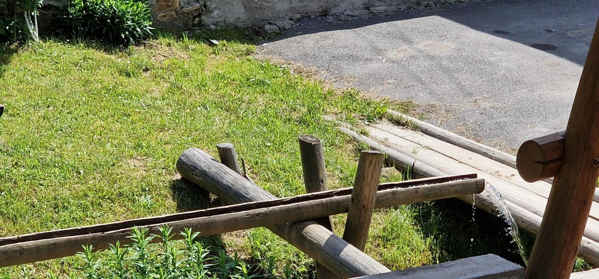 מלון Casa Agroturistica Tarancuta Din Vatra Moldoviţei מראה חיצוני תמונה